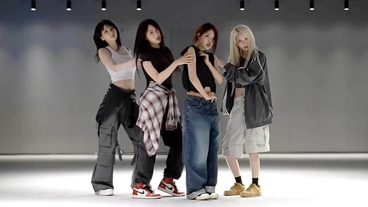 Những bài nhảy Kpop dễ học nhất cho người mới bắt đầu 8 What Makes K-pop Dance Practice Outfits So Popular?