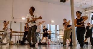Khóa học múa Ballet chuyên nghiệp dành cho mọi lứa tuổi 8 Ultimate Introductory Adult Workshops - Steps on Broadway